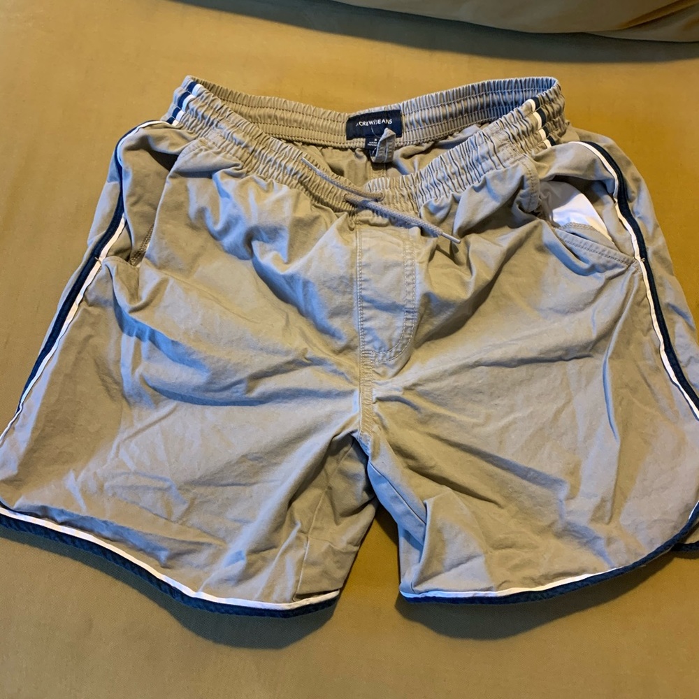 J Crew 7 inch tennis short